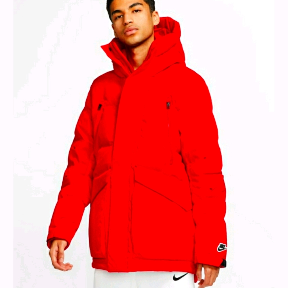 😍🏷 NWT  NIKE Down fill COAT sz Med.